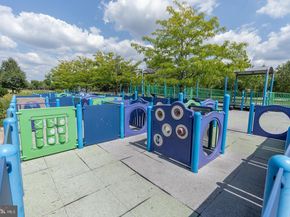 701 Swann Avenue 504, Alexandria VA 22301