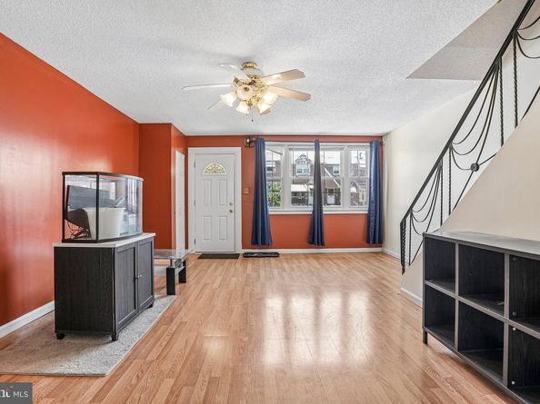 4478 Tolbut Street, Philadelphia PA 19136
