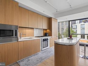 925 H Street NW 405, Washington DC 20001