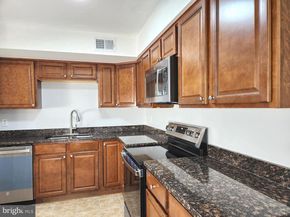 4587 Logsdon Drive 31, Annandale VA 22003