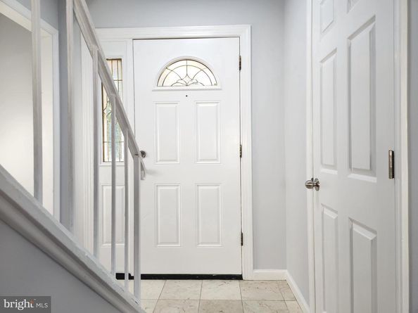 4587 Logsdon Drive 31, Annandale VA 22003