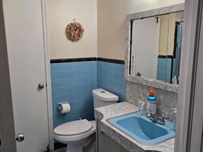 7254 Calvert Street, Philadelphia PA 19149