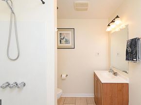 333 N Holly Street, Philadelphia PA 19104