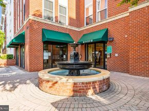 2665 Prosperity Avenue 105, Fairfax VA 22031