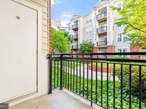 2665 Prosperity Avenue 105, Fairfax VA 22031