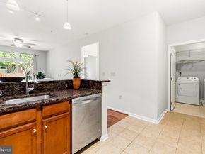 2665 Prosperity Avenue 105, Fairfax VA 22031