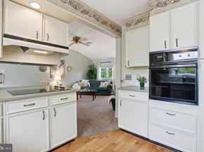 5986 Washington Lane, Bensalem PA 19020