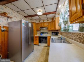 627 W Gardner Avenue, Glenolden PA 19036