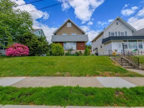 627 W Gardner Avenue, Glenolden PA 19036