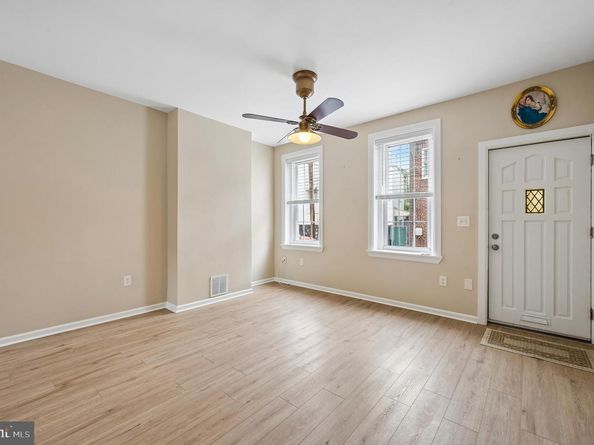 1584 E Hewson Street, Philadelphia PA 19125