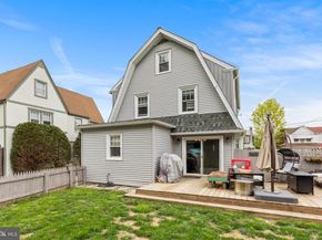 2420 Wynnefield Drive, Havertown PA 19083