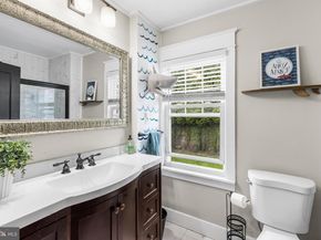 2420 Wynnefield Drive, Havertown PA 19083