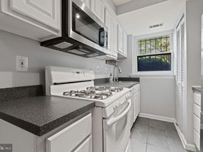 1627 Massachusetts Avenue SE T1 (B1), Washington DC 20003