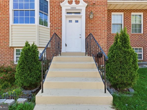 46601 Carriage Court, Sterling VA 20164