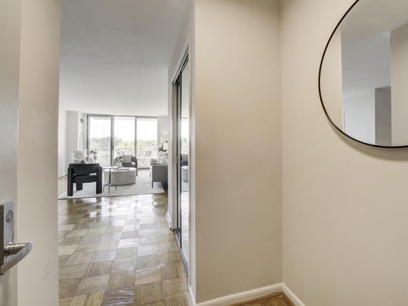 5101 River Road 1116, Bethesda MD 20816