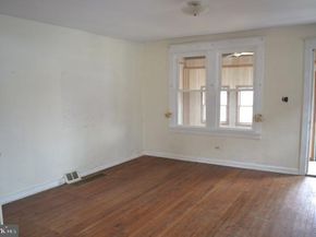 631 10TH Avenue, Prospect Park PA 19076