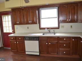 631 10TH Avenue, Prospect Park PA 19076