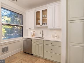 3060 16TH Street NW 209, Washington DC 20009
