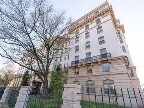 3060 16TH Street NW 209, Washington DC 20009