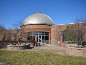 815 Branch Drive 401, Herndon VA 20170