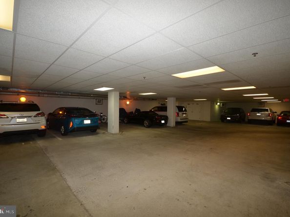 815 Branch Drive 401, Herndon VA 20170