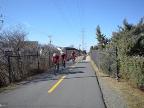 815 Branch Drive 401, Herndon VA 20170