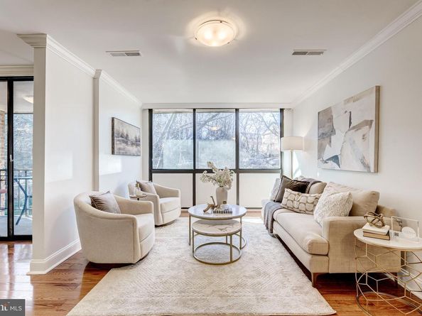 517 N Armistead Street 303, Alexandria VA 22312