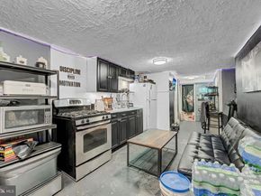 3935 N 8TH Street, Philadelphia PA 19140