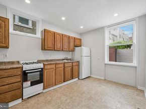 402 Fairmount Avenue, Philadelphia PA 19123