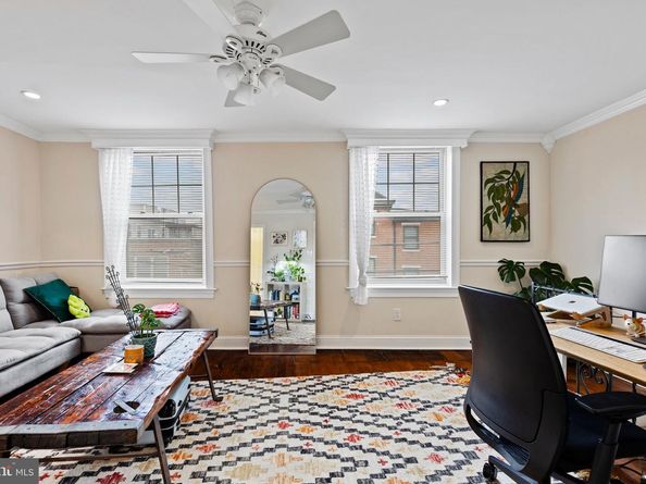 402 Fairmount Avenue, Philadelphia PA 19123