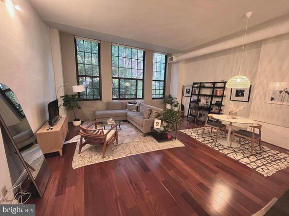 2429 Locust Street 211, Philadelphia PA 19103