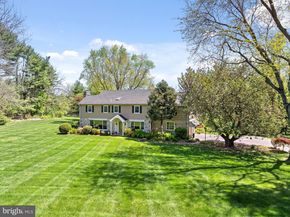 1141 Wisteria Drive, Malvern PA 19355