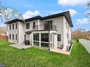 1054 Kinglet Court, Mclean VA 22101