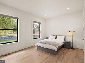 1054 Kinglet Court, Mclean VA 22101