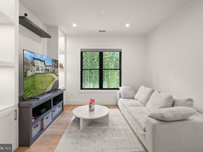 1054 Kinglet Court, Mclean VA 22101