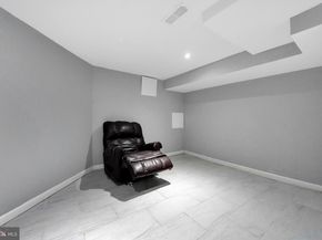 359 Lakeview Avenue, Drexel Hill PA 19026
