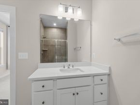 13695 Innovation Station Loop 77B, Herndon VA 20171