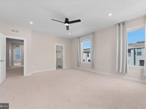 13695 Innovation Station Loop 77B, Herndon VA 20171
