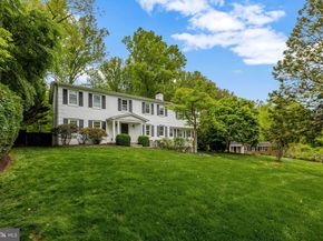 2006 Carriage Court, Vienna VA 22181