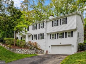 2006 Carriage Court, Vienna VA 22181