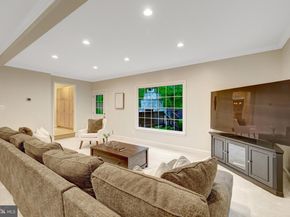 2006 Carriage Court, Vienna VA 22181