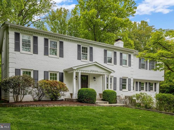 2006 Carriage Court, Vienna VA 22181