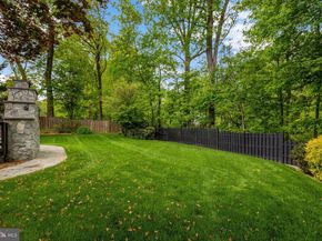 2006 Carriage Court, Vienna VA 22181
