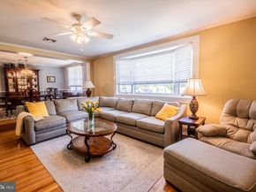 418 Doublewoods Road, Langhorne PA 19047