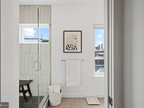 418 Wallace Street, Philadelphia PA 19123