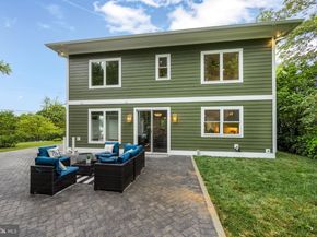 132 N Earley, Alexandria VA 22304