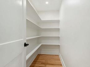 132 N Earley, Alexandria VA 22304