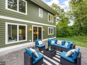 132 N Earley, Alexandria VA 22304