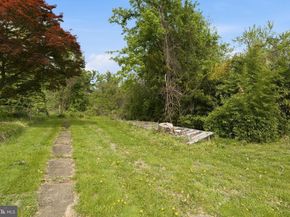4464 N Old Glebe Road, Arlington VA 22207