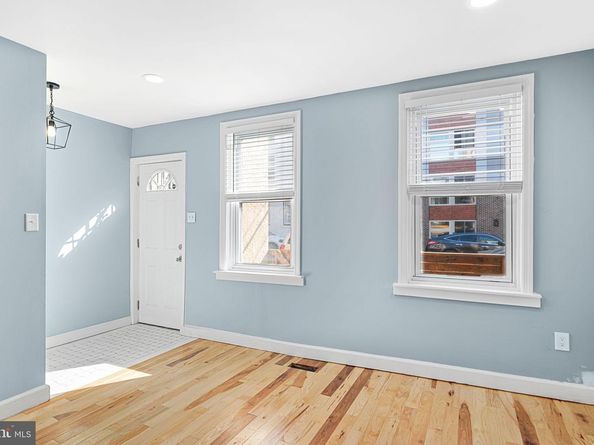 1152 S 15TH Street, Philadelphia PA 19146